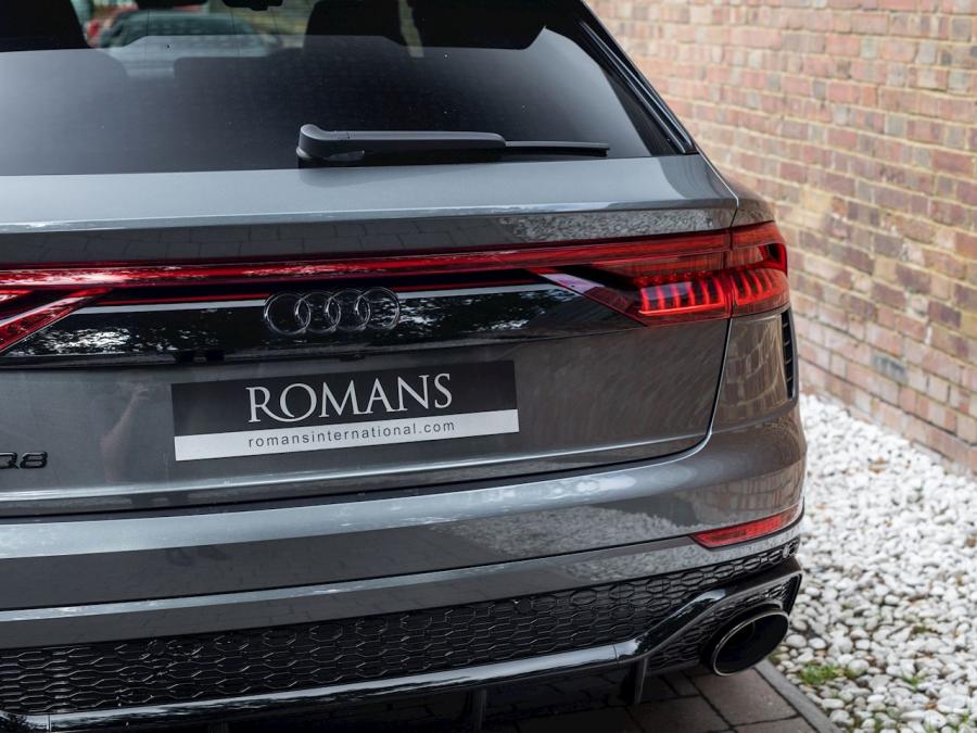 Детали экстерьера Audi RS Q8 Vorsprung 2020 года  (UK) (фото 8 из 35)
